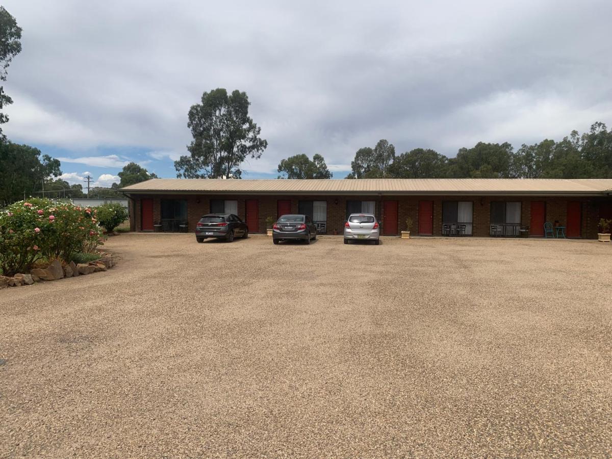 Newell Motor Inn Narrandera Buitenkant foto