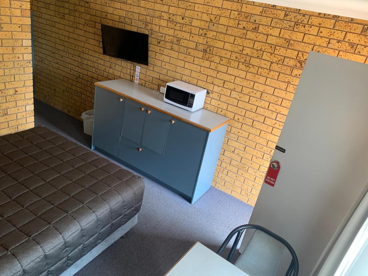 Newell Motor Inn Narrandera Buitenkant foto