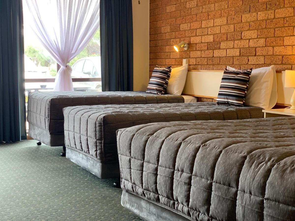 Newell Motor Inn Narrandera Buitenkant foto