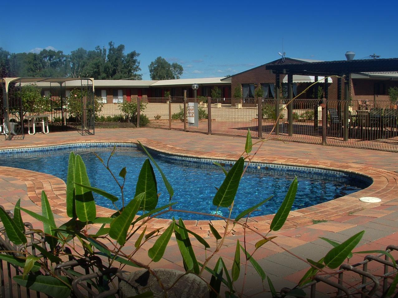 Newell Motor Inn Narrandera Buitenkant foto